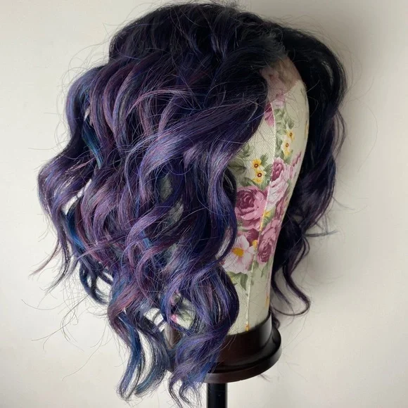 ALA 14” BLUE OMBRE BOB WAVY LACE FRONT WIG💫 *NEW*